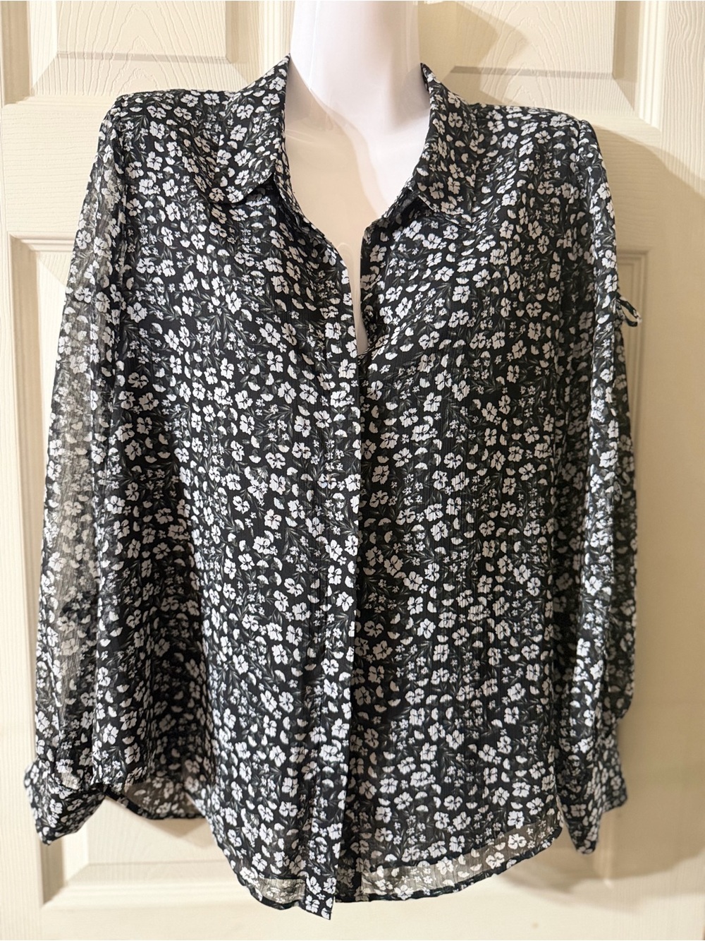 DR2 Black Button-Down Floral Print Blouse
